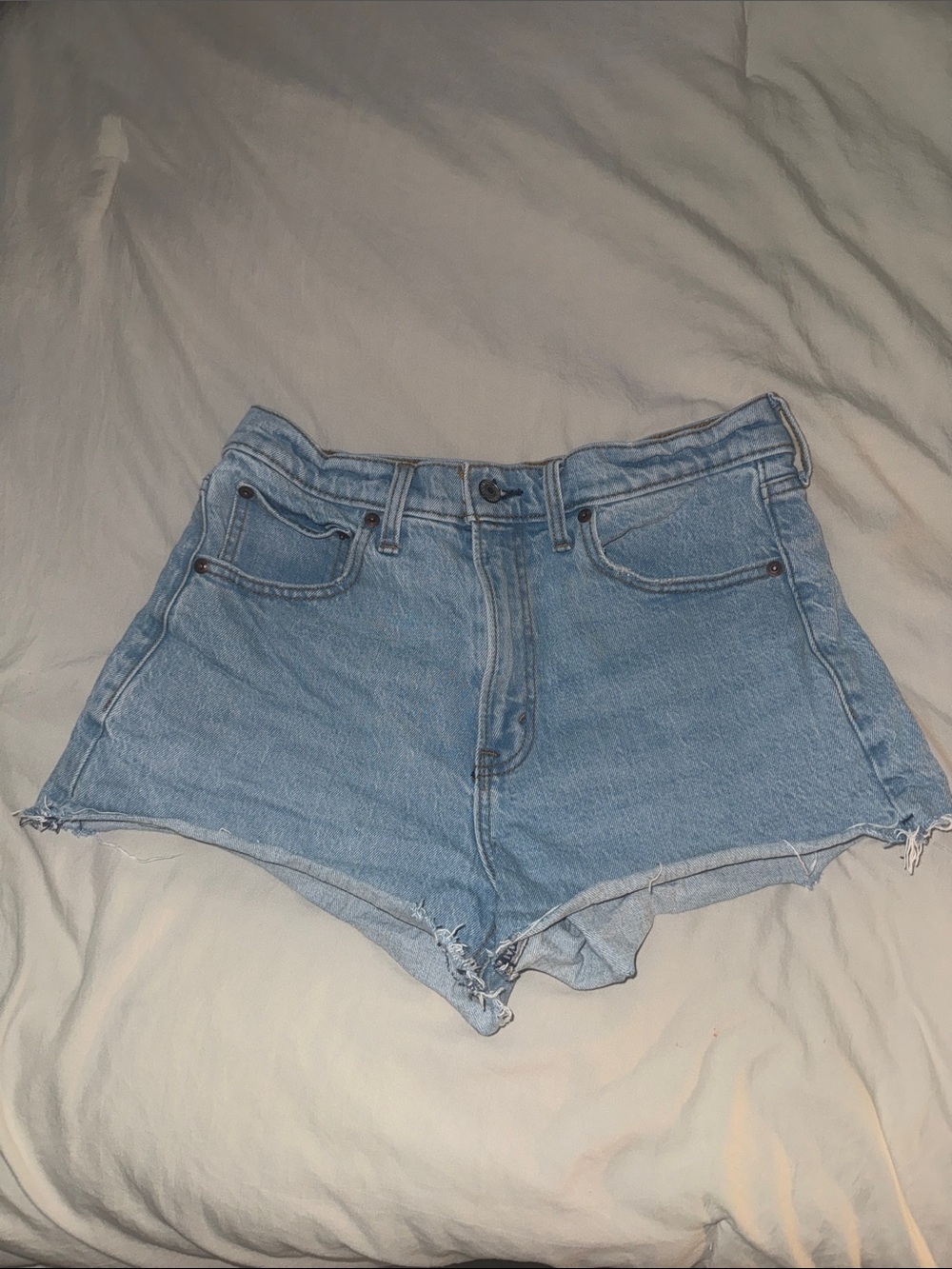 Abercrombie & Fitch Light Wash Mom Shorts